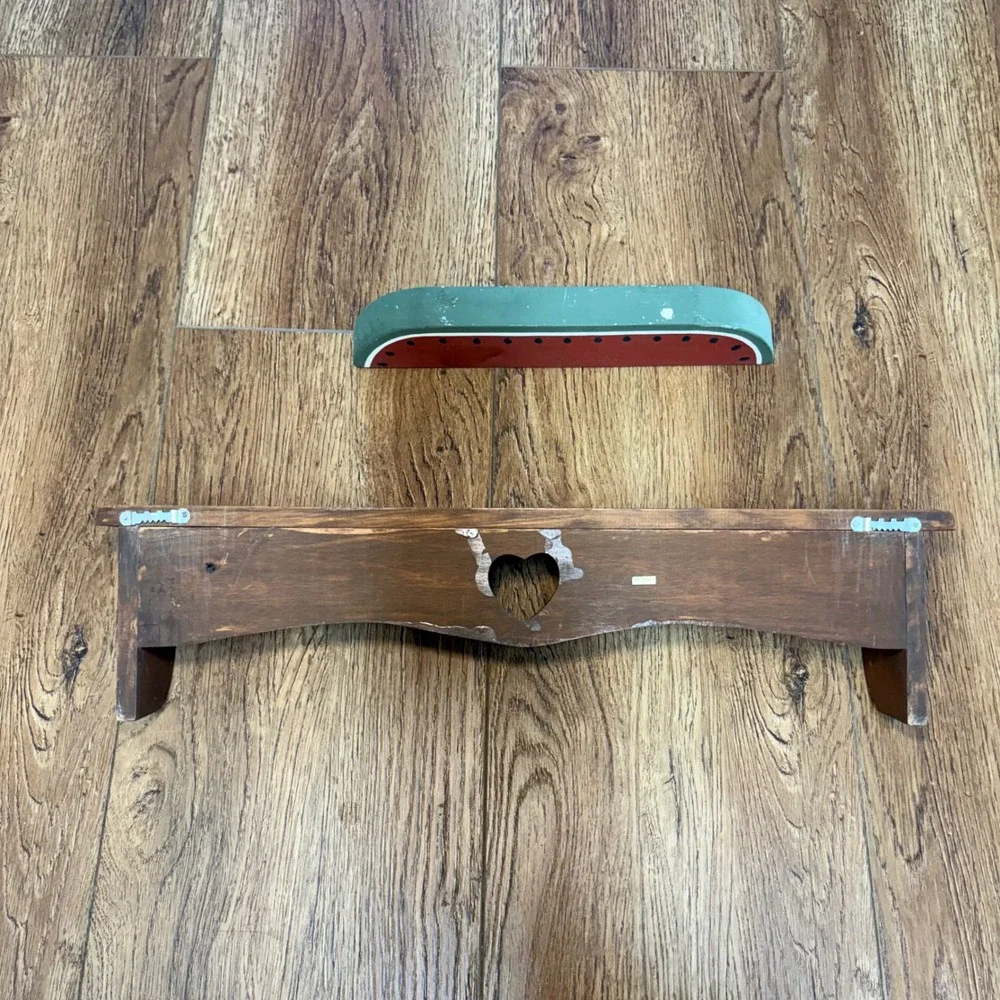 VTG Country Wood Wall Shelf Heart Cutout Watermelon Decor Farmhouse 20